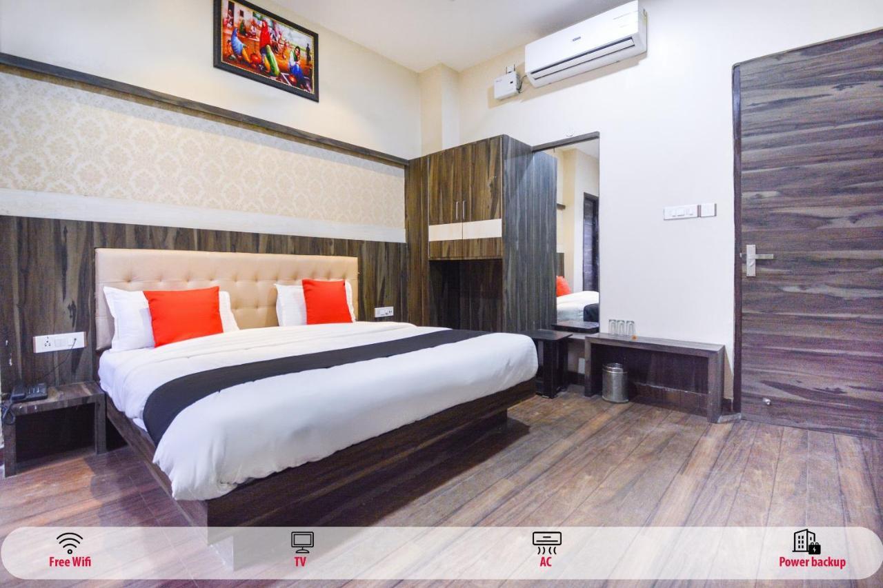 Capital O Moments Inn Amritsar Exterior photo